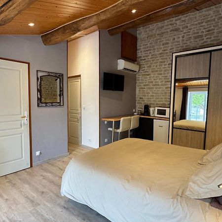 Chambres D'Hotes Les Rozieres Le Bourdet Exterior photo