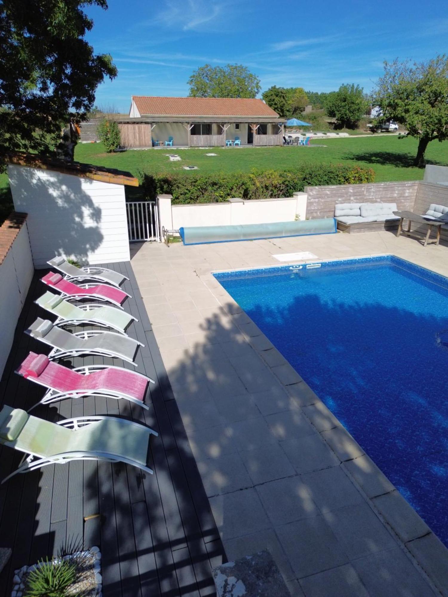 Chambres D'Hotes Les Rozieres Le Bourdet Exterior photo